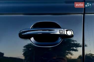 Внедорожник / Кроссовер Audi Q7 2012 в 