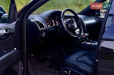 Внедорожник / Кроссовер Audi Q7 2012 в 