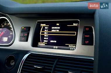 Внедорожник / Кроссовер Audi Q7 2012 в 