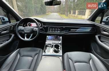 Внедорожник / Кроссовер Audi Q7 2021 в 