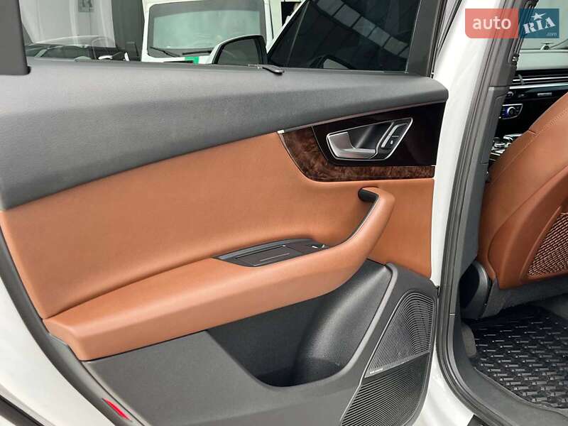 Внедорожник / Кроссовер Audi Q7 2017 в Львове