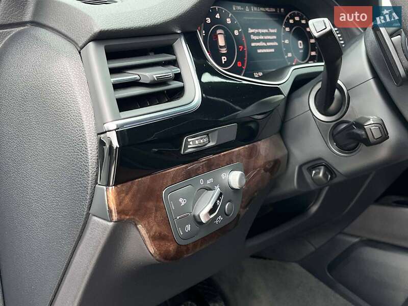 Внедорожник / Кроссовер Audi Q7 2017 в Львове