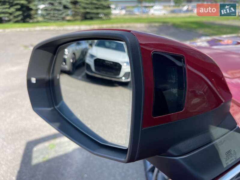Внедорожник / Кроссовер Audi Q7 2020 в Киеве