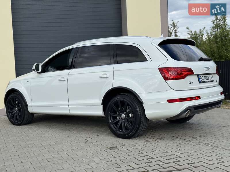 Внедорожник / Кроссовер Audi Q7 2012 в Стрые