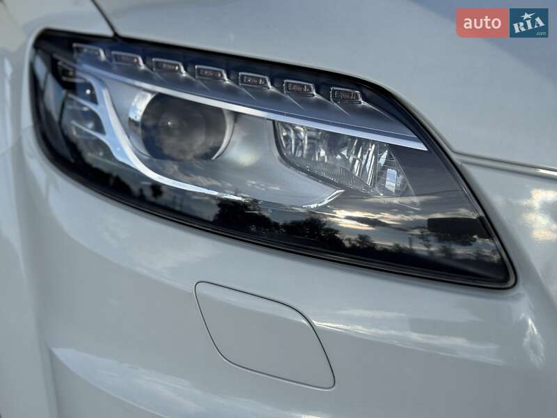 Внедорожник / Кроссовер Audi Q7 2012 в Стрые