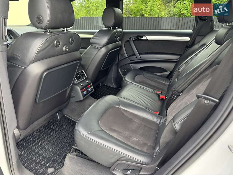 Внедорожник / Кроссовер Audi Q7 2012 в Стрые