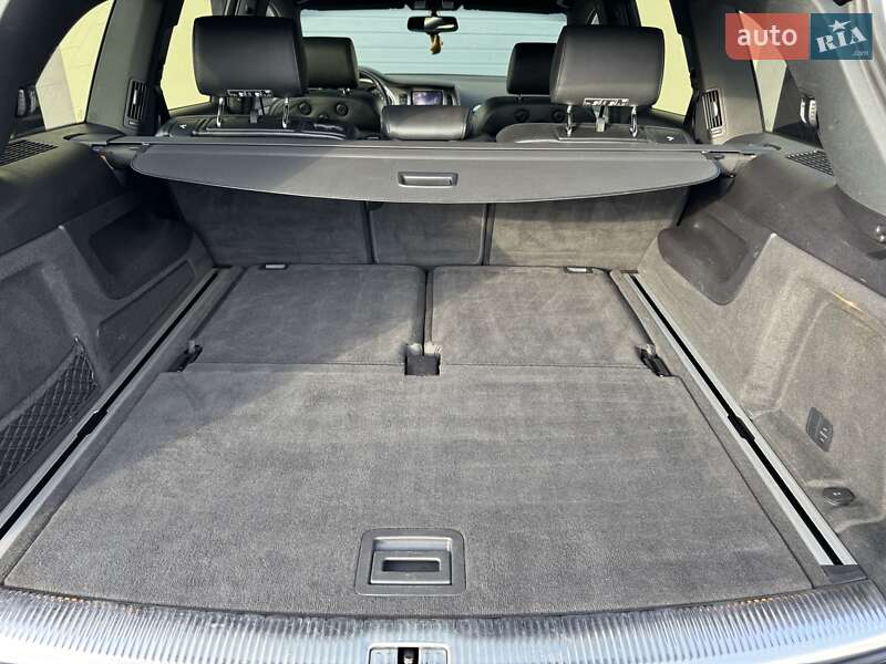 Внедорожник / Кроссовер Audi Q7 2012 в Стрые