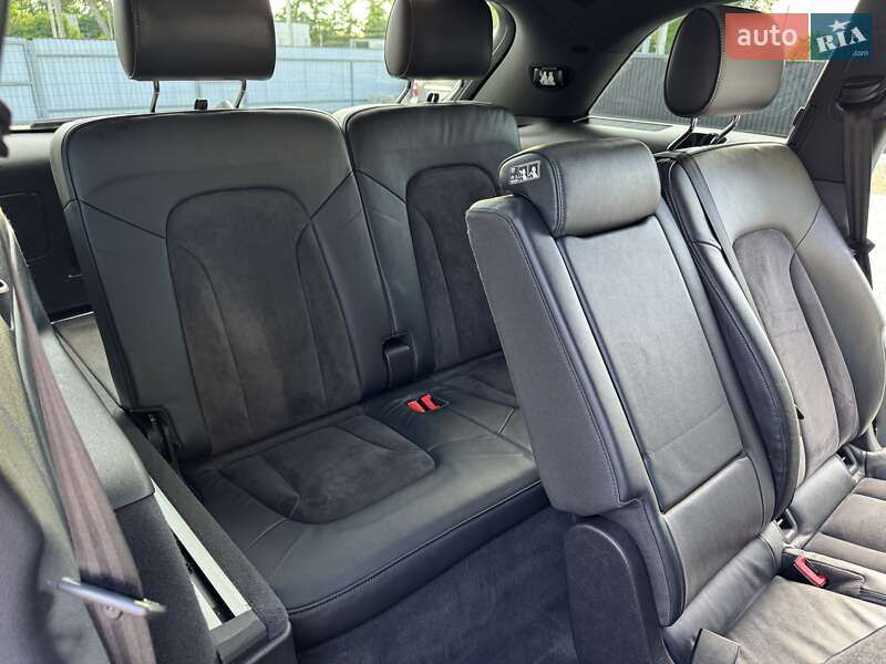 Внедорожник / Кроссовер Audi Q7 2012 в Стрые
