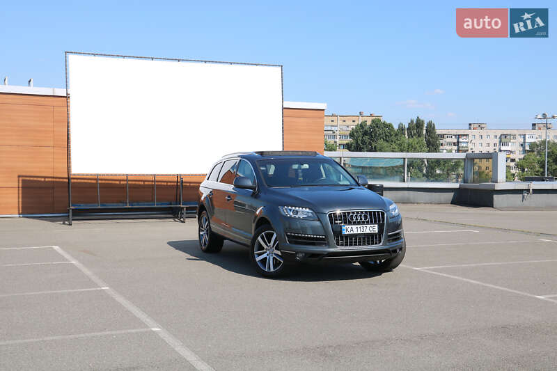 Внедорожник / Кроссовер Audi Q7 2014 в Киеве