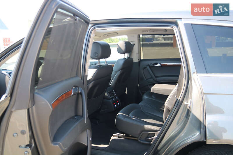 Внедорожник / Кроссовер Audi Q7 2014 в Киеве