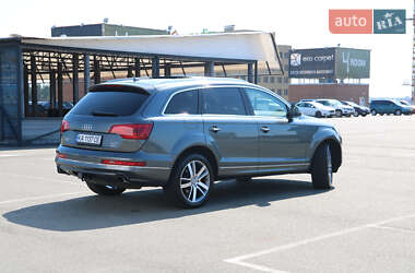Позашляховик / Кросовер Audi Q7 2014 в 