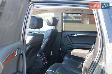 Позашляховик / Кросовер Audi Q7 2014 в 