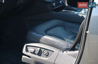 Позашляховик / Кросовер Audi Q7 2014 в 