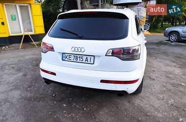 Внедорожник / Кроссовер Audi Q7 2006 в 