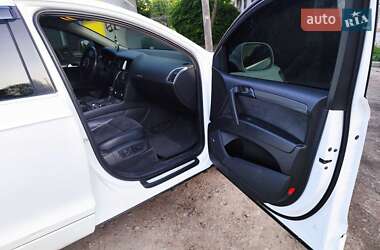 Внедорожник / Кроссовер Audi Q7 2006 в 