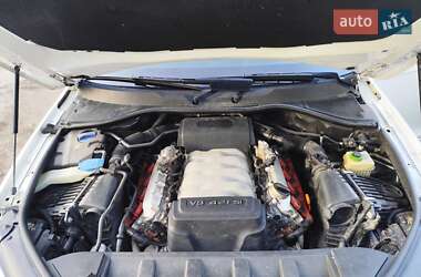 Внедорожник / Кроссовер Audi Q7 2006 в 
