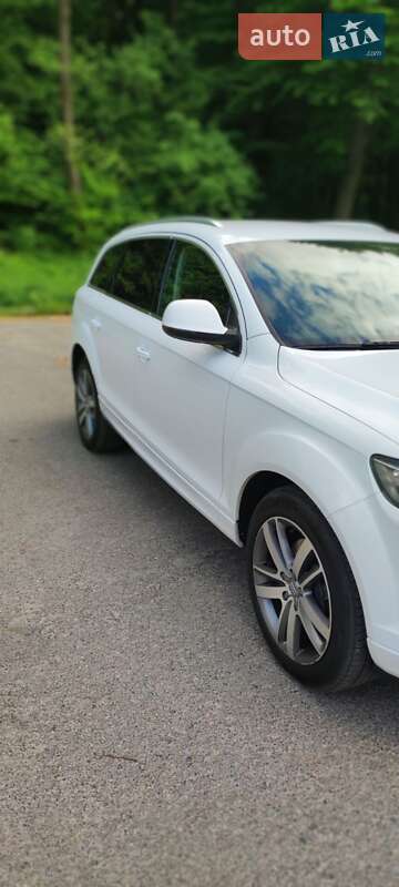 Позашляховик / Кросовер Audi Q7 2011 в Львові