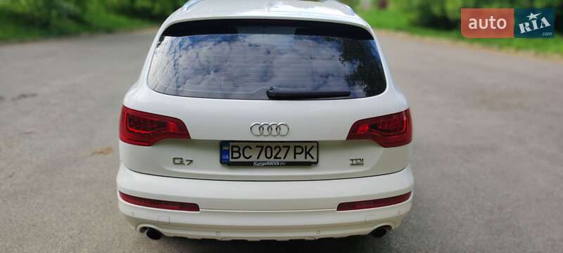 Позашляховик / Кросовер Audi Q7 2011 в Львові