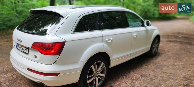 Позашляховик / Кросовер Audi Q7 2011 в Львові
