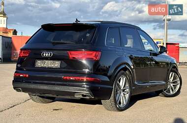 Внедорожник / Кроссовер Audi Q7 2019 в 
