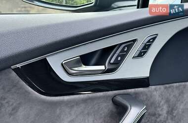 Внедорожник / Кроссовер Audi Q7 2019 в 