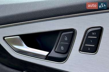 Внедорожник / Кроссовер Audi Q7 2019 в 