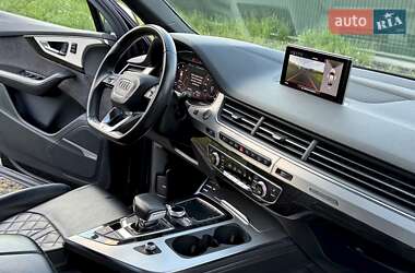 Внедорожник / Кроссовер Audi Q7 2019 в 