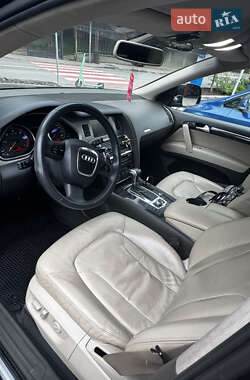 Внедорожник / Кроссовер Audi Q7 2008 в 