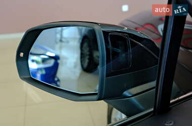 Внедорожник / Кроссовер Audi Q7 2020 в 