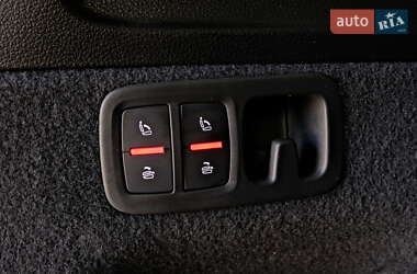 Внедорожник / Кроссовер Audi Q7 2020 в 