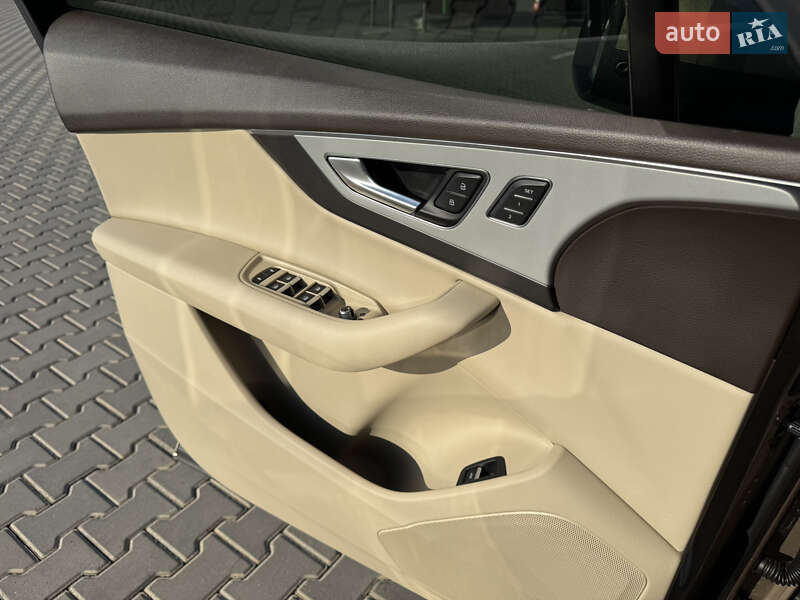 Внедорожник / Кроссовер Audi Q7 2018 в Николаеве
