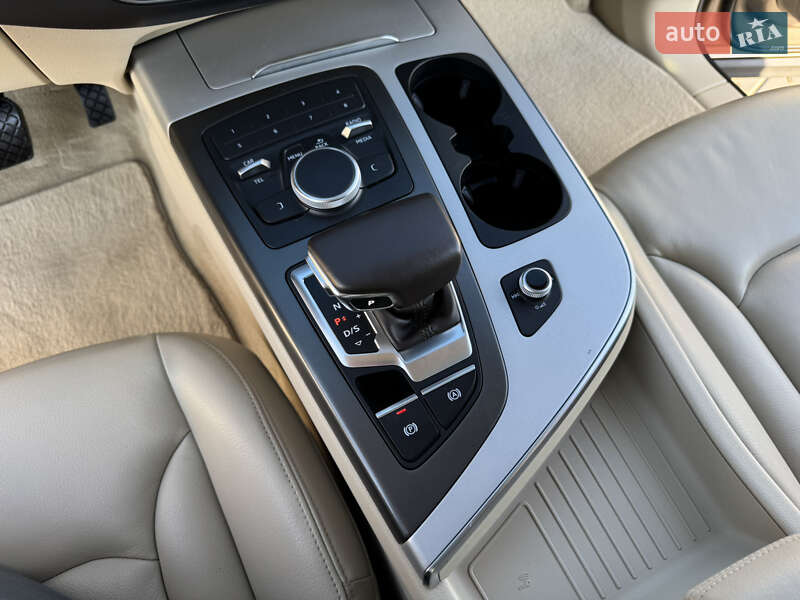 Внедорожник / Кроссовер Audi Q7 2018 в Николаеве