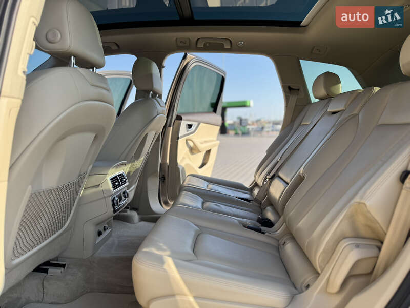 Внедорожник / Кроссовер Audi Q7 2018 в Николаеве