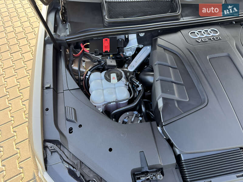 Внедорожник / Кроссовер Audi Q7 2018 в Николаеве