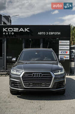 Внедорожник / Кроссовер Audi Q7 2018 в 