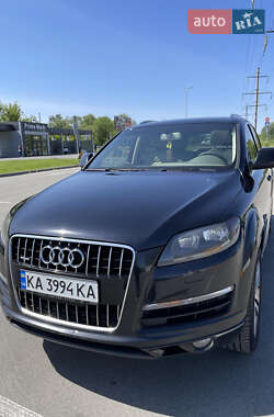 Внедорожник / Кроссовер Audi Q7 2010 в 