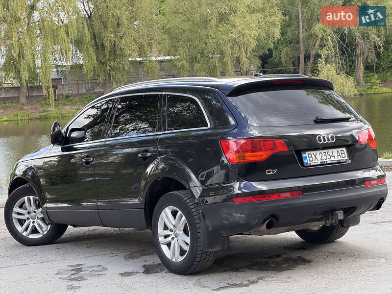 Позашляховик / Кросовер Audi Q7 2006 в Шепетівці