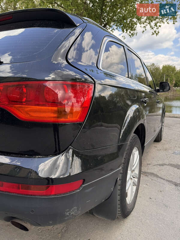 Позашляховик / Кросовер Audi Q7 2006 в Шепетівці