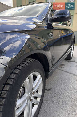 Внедорожник / Кроссовер Audi Q7 2006 в 