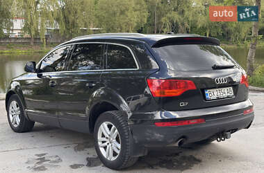Внедорожник / Кроссовер Audi Q7 2006 в 