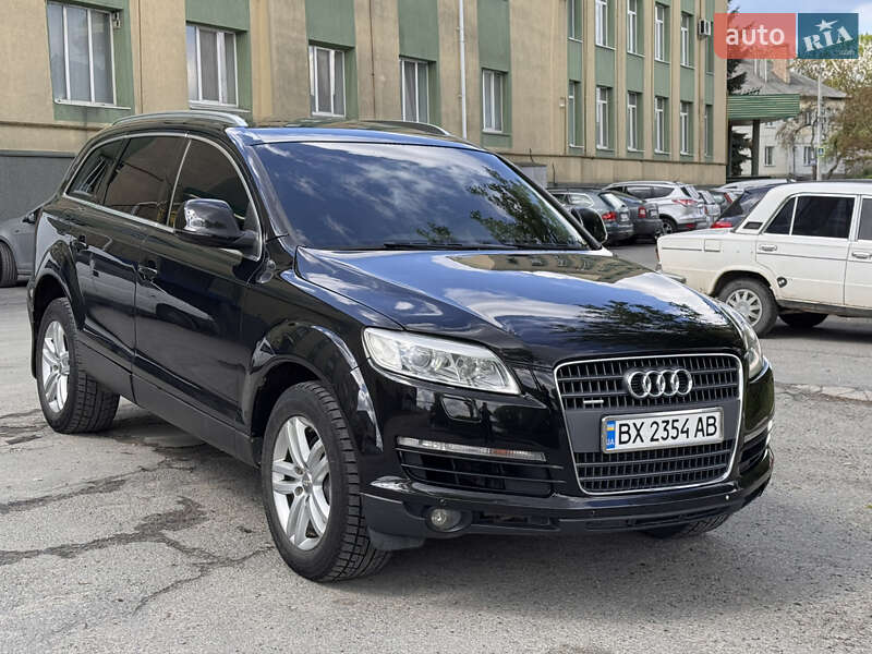 Позашляховик / Кросовер Audi Q7 2006 в Шепетівці