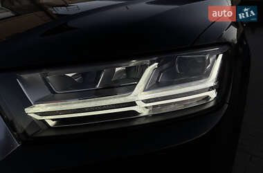 Внедорожник / Кроссовер Audi Q7 2015 в 