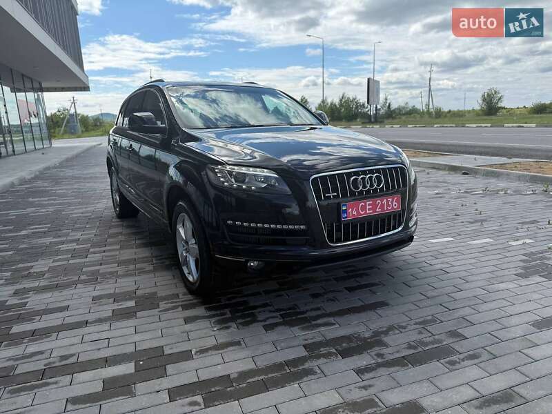 Внедорожник / Кроссовер Audi Q7 2014 в 