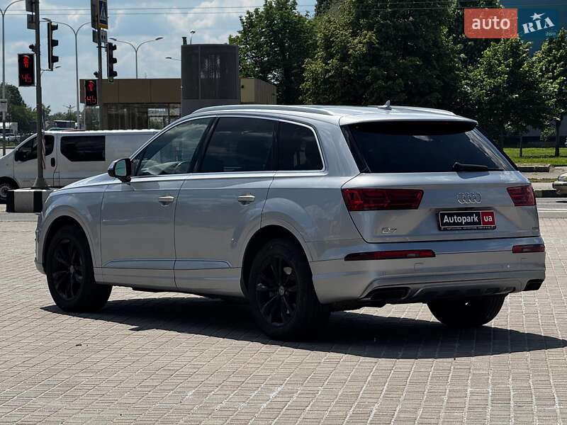 Внедорожник / Кроссовер Audi Q7 2019 в Харькове