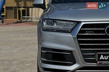 Внедорожник / Кроссовер Audi Q7 2019 в 
