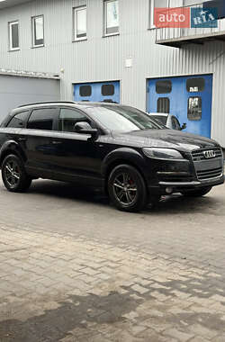 Позашляховик / Кросовер Audi Q7 2007 в 