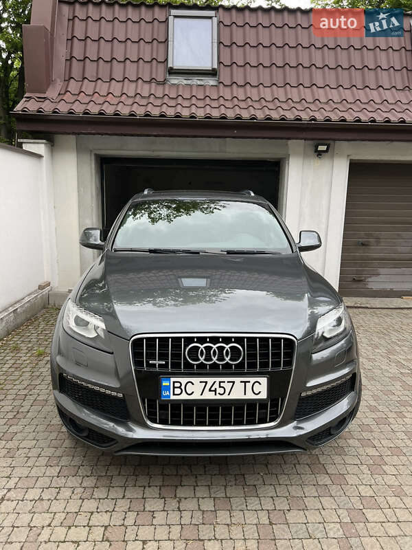 Внедорожник / Кроссовер Audi Q7 2014 в 