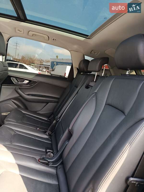 Внедорожник / Кроссовер Audi Q7 2015 в Ужгороде фото 13 Внедорожник / Кроссовер Audi Q7 2015 в Ужгороде