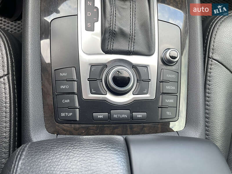 Внедорожник / Кроссовер Audi Q7 2012 в Киеве