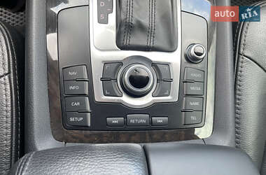 Внедорожник / Кроссовер Audi Q7 2012 в 